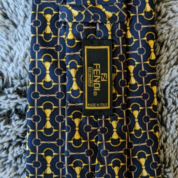Fendi Other - FENDI 100% SILK TIE